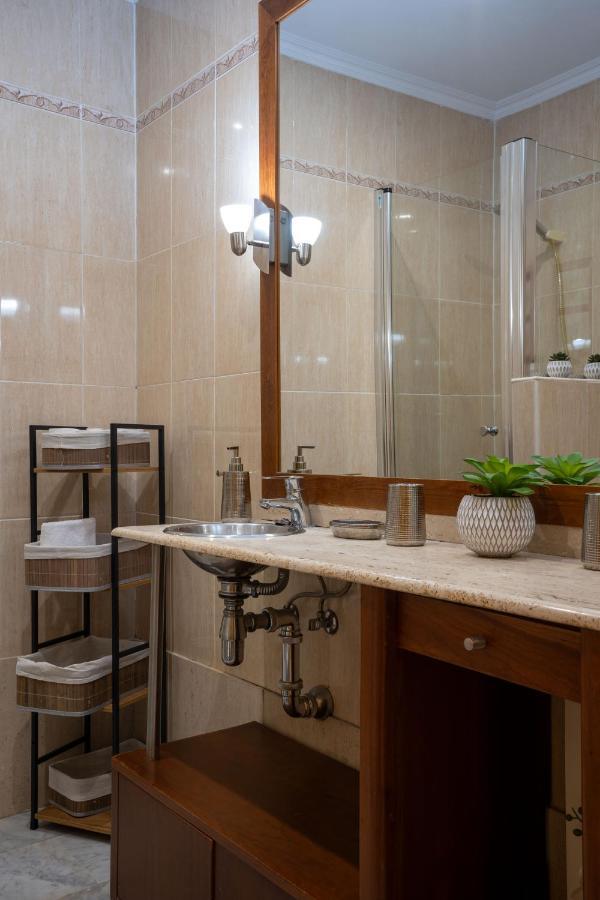 Reina Aixa- Apartamento Centro Granada Kültér fotó